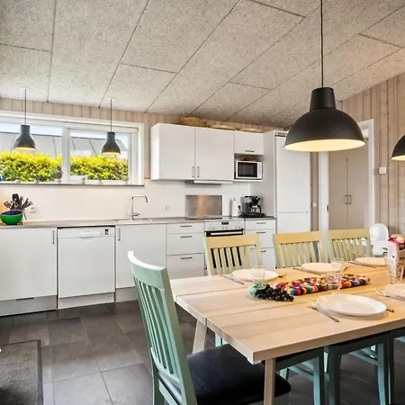 Gloria - 500m From The Sea By Interhome Haderslev